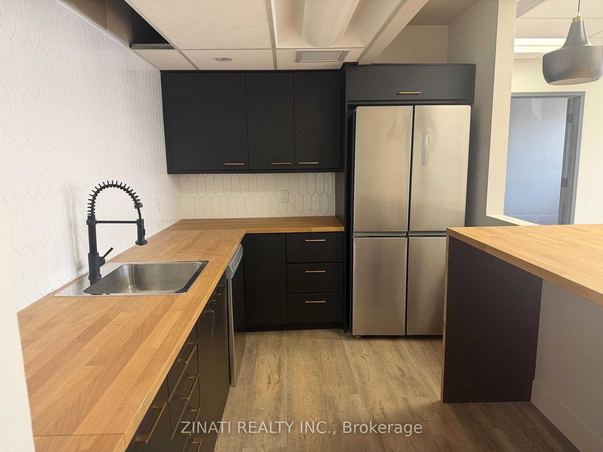 175 Holland Avenue Unit 2nd Floor photo 14