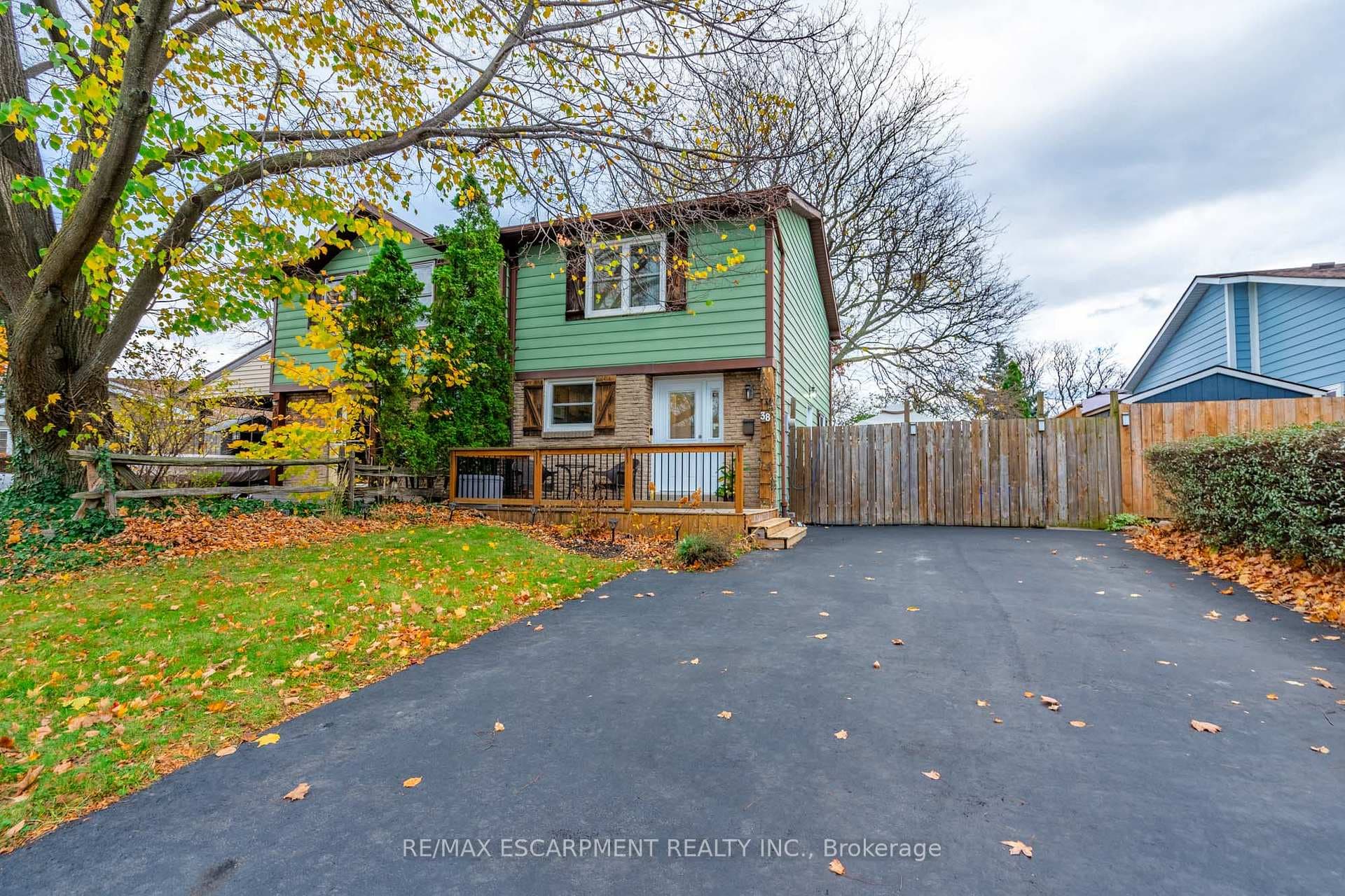 38 Golden Orchard Drive photo 1