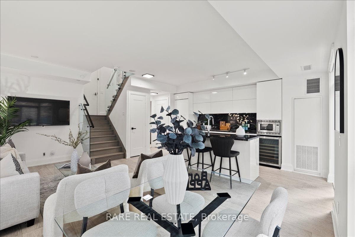 110 Marine Parade Drive Unit 103 photo 1