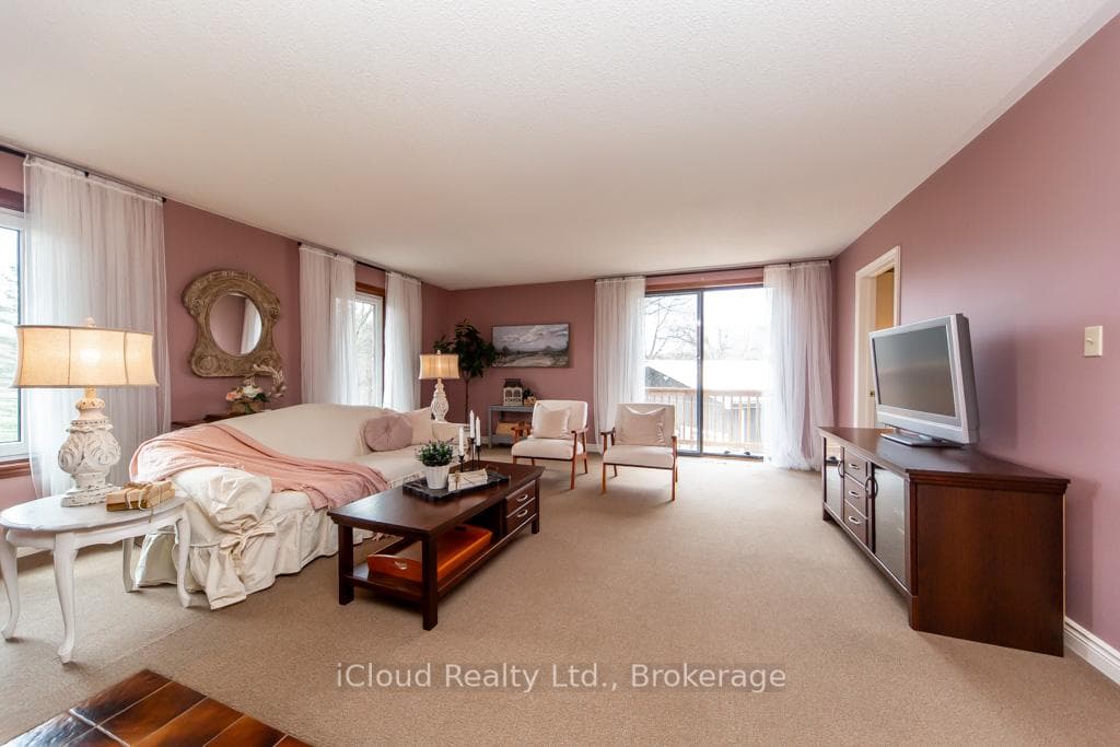 4101 Campbellville Road photo 13
