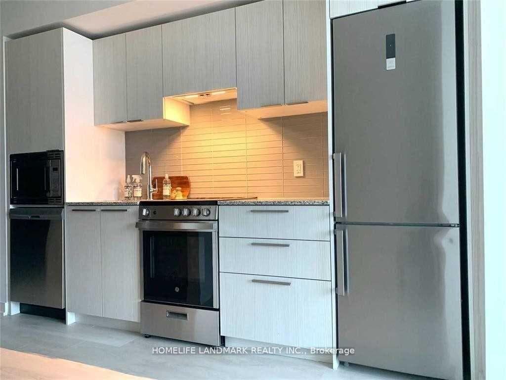 501 Yonge Street Unit 2804 photo 9