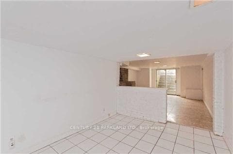 52 Bernard Avenue photo 24
