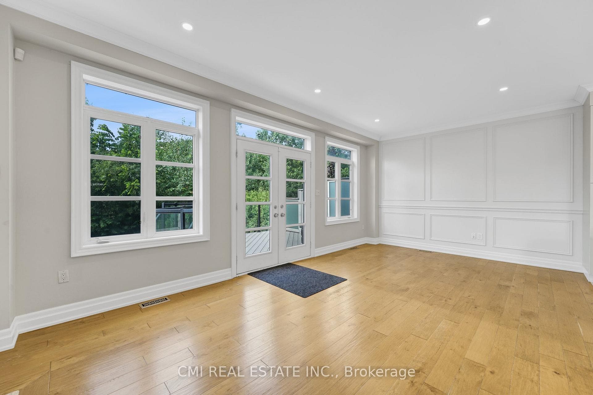 3136 Watercliffe Court photo 19