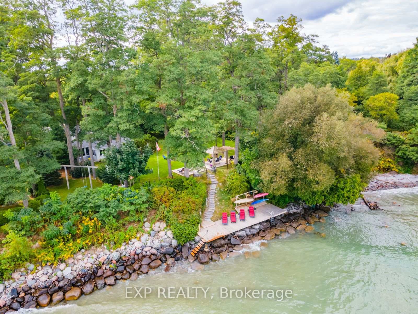 113 Victoria Beach Road photo 21