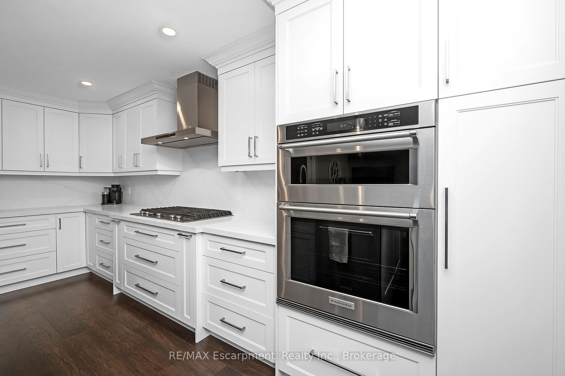 357 Nahani Way photo 23