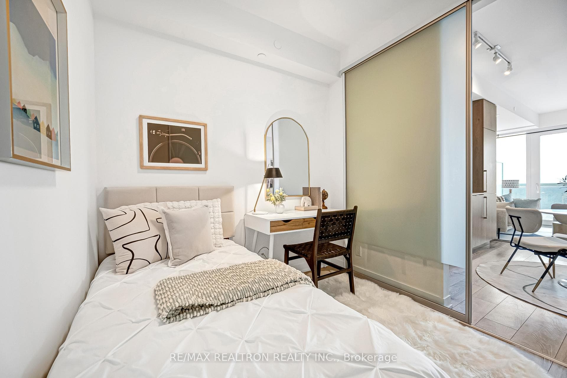 15 Holmes Avenue Unit 2601 photo 26