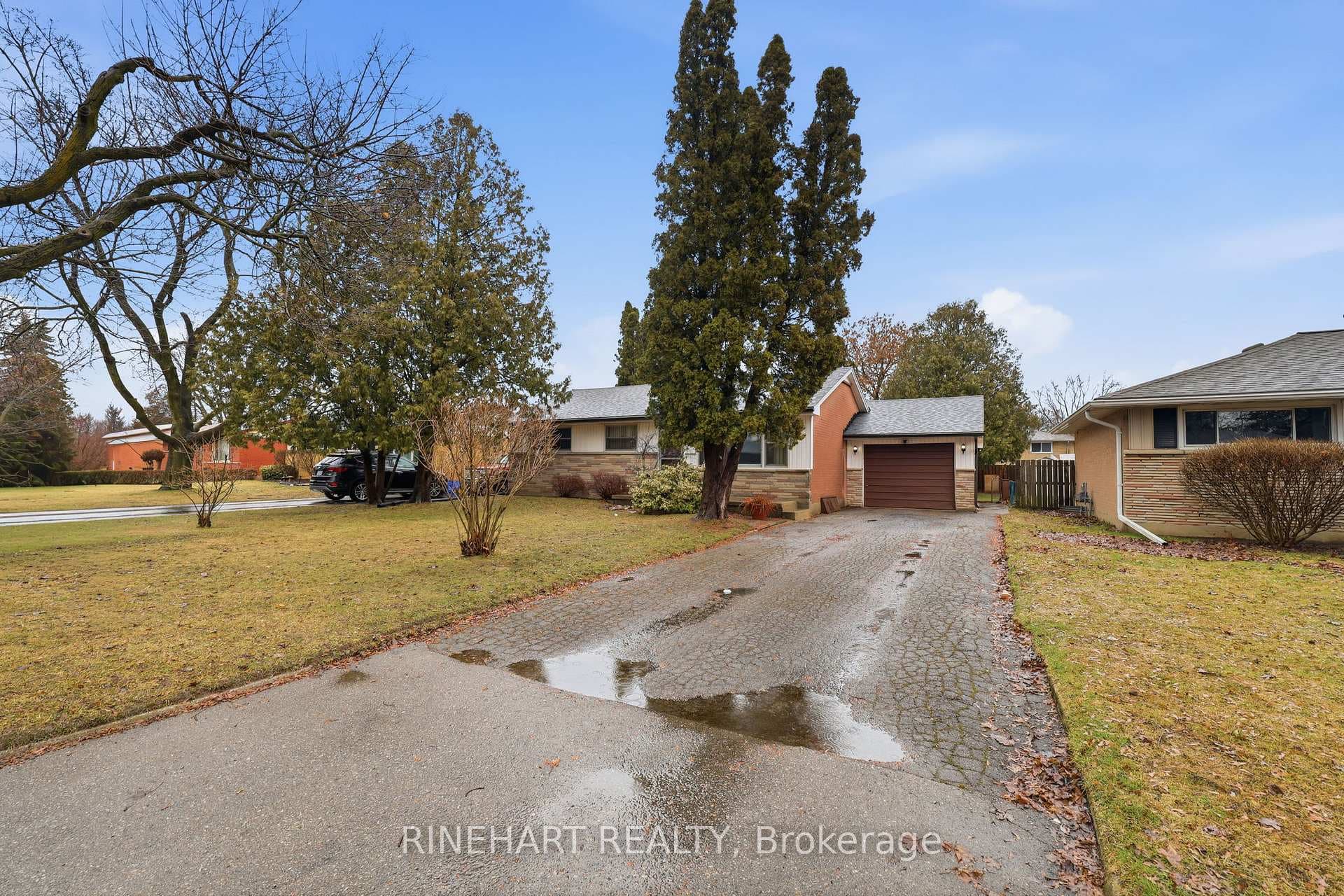 164 Bancroft Road photo 5