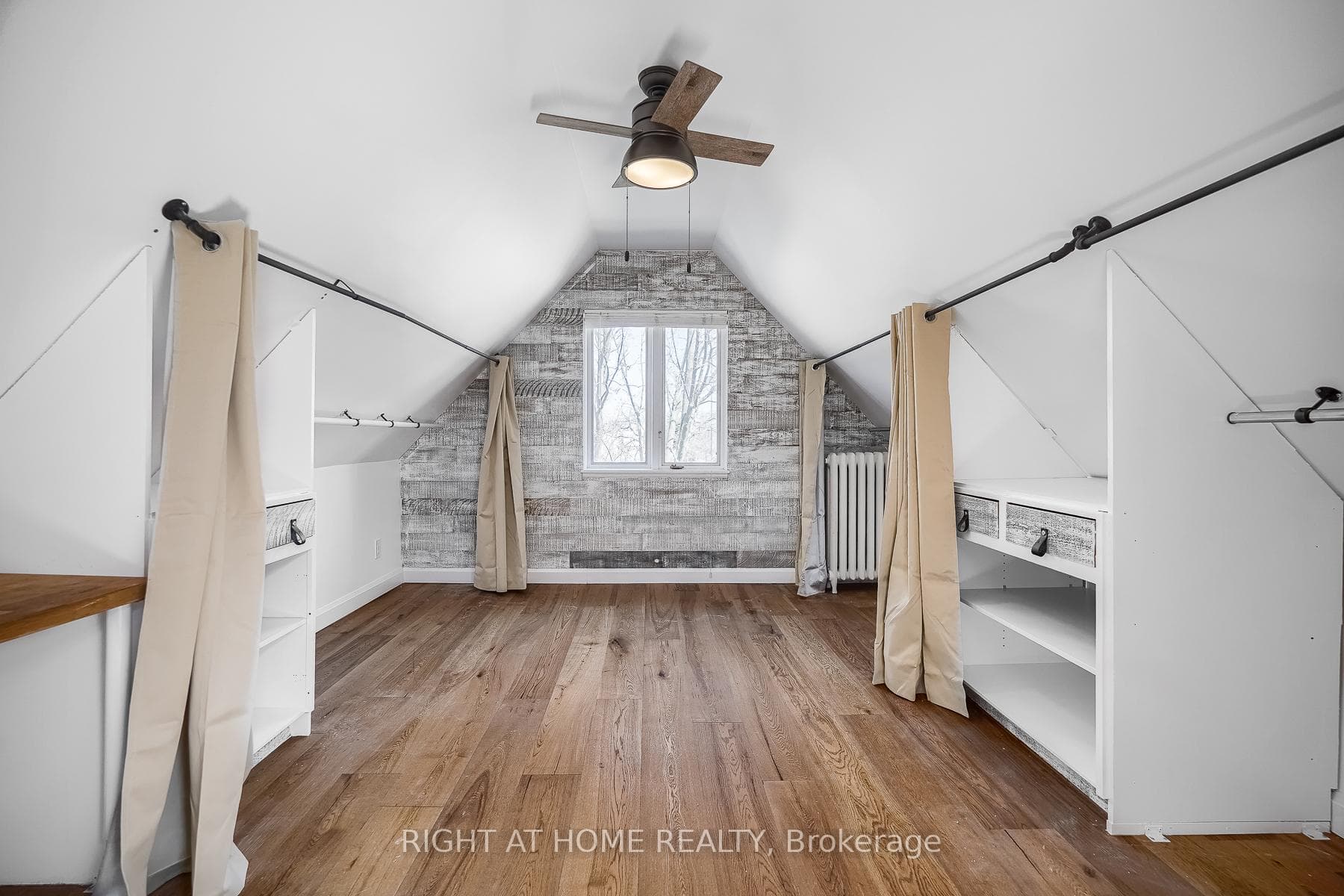 162 Bartlett Avenue photo 17