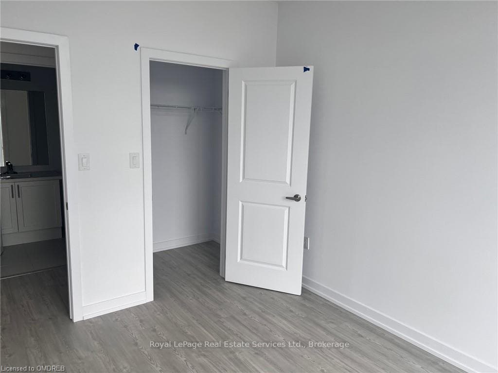 450 DUNDAS Street Unit 508 photo 7