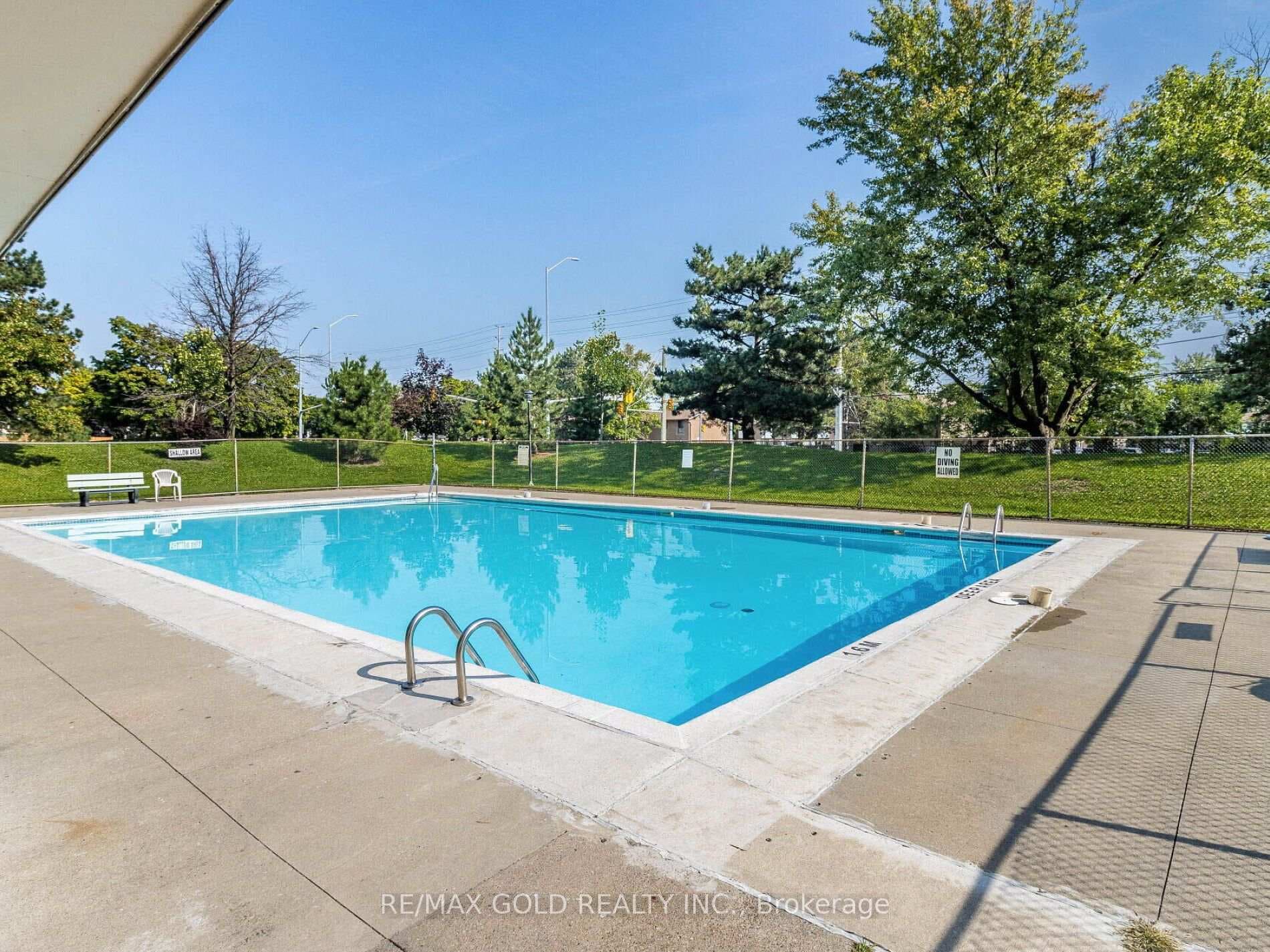 17 Knightsbridge Road Unit 1010 photo 49