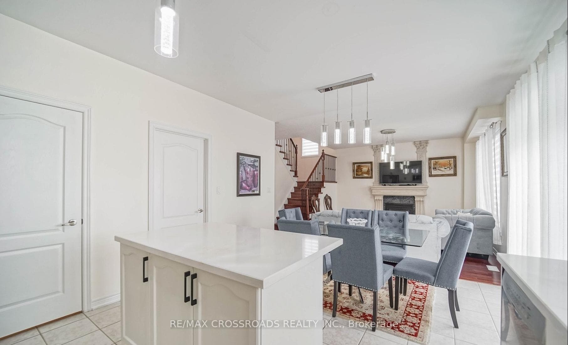 1383 Langley Circle photo 14