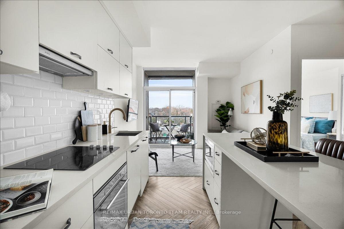 106 Dovercourt Road Unit 511 photo 5