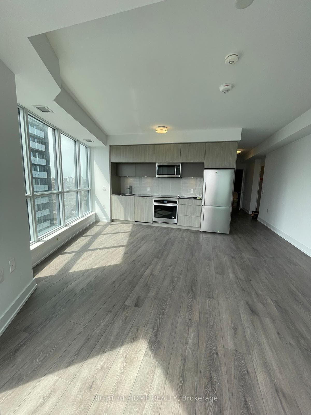 585 BLOOR Street Unit 2622 photo 3