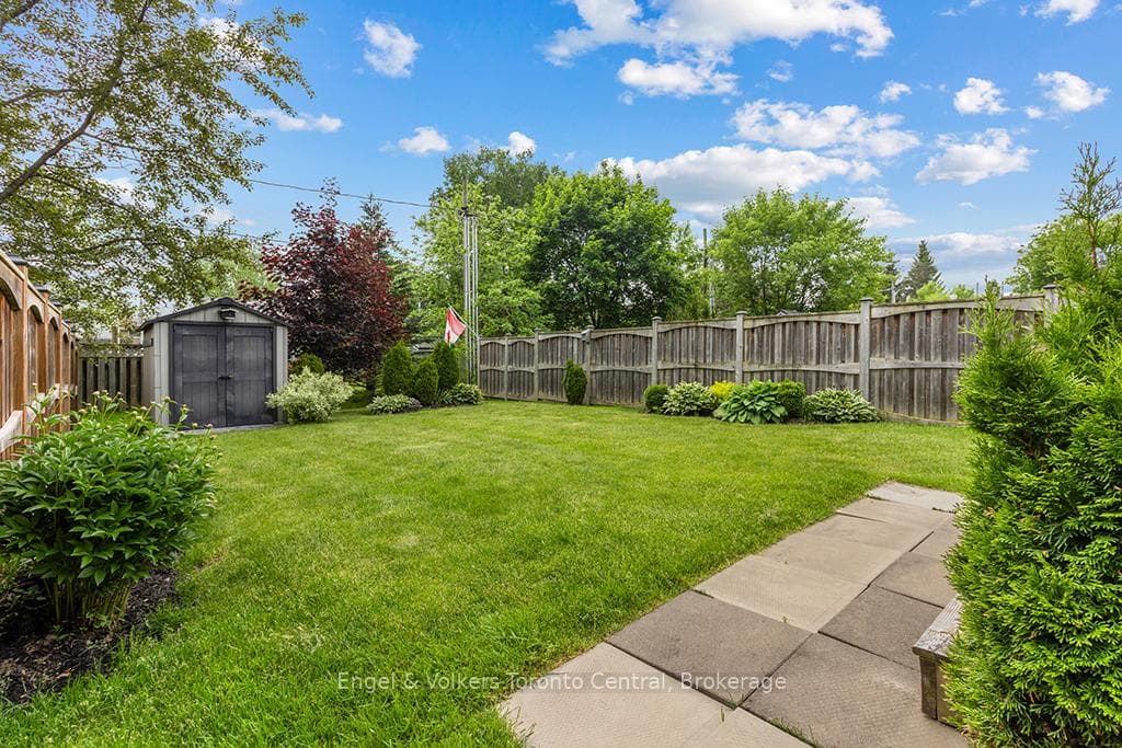 1877 8th Avenue photo 38