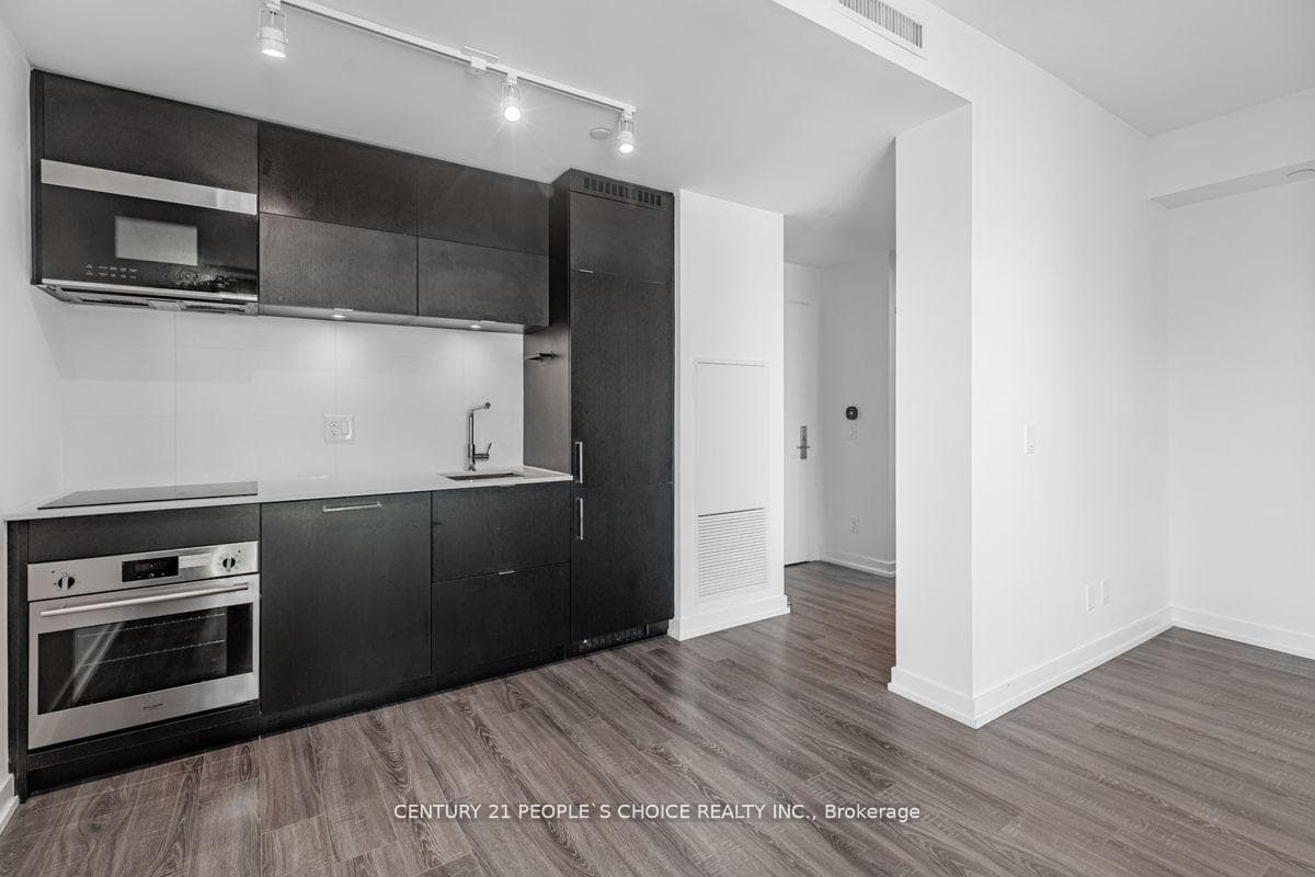 20 Edward Street Unit 921 photo 11