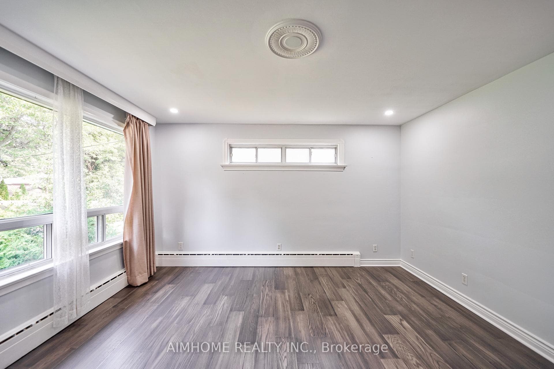 193 Scarboro Crescent photo 15