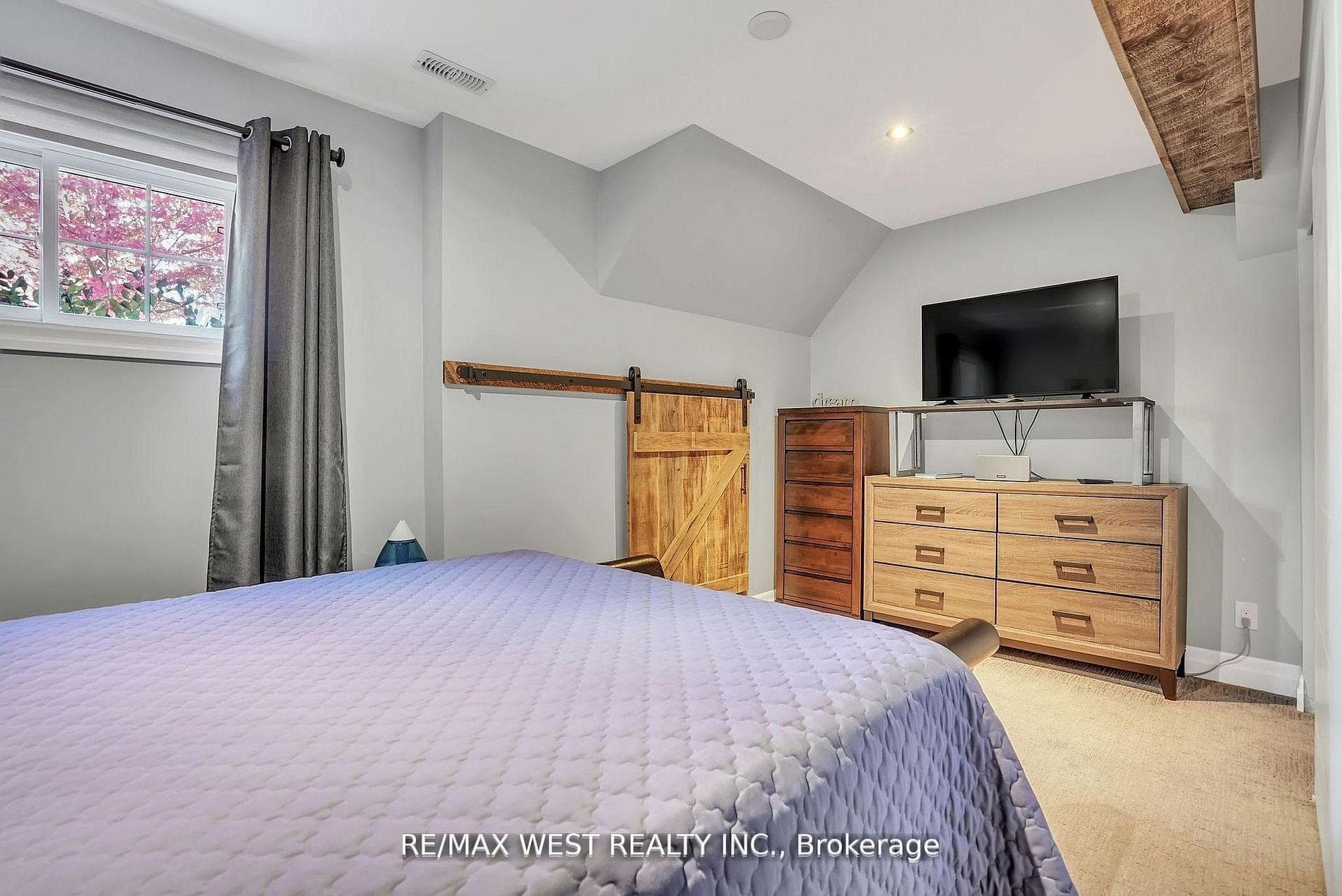 44 Starboard Circle photo 23
