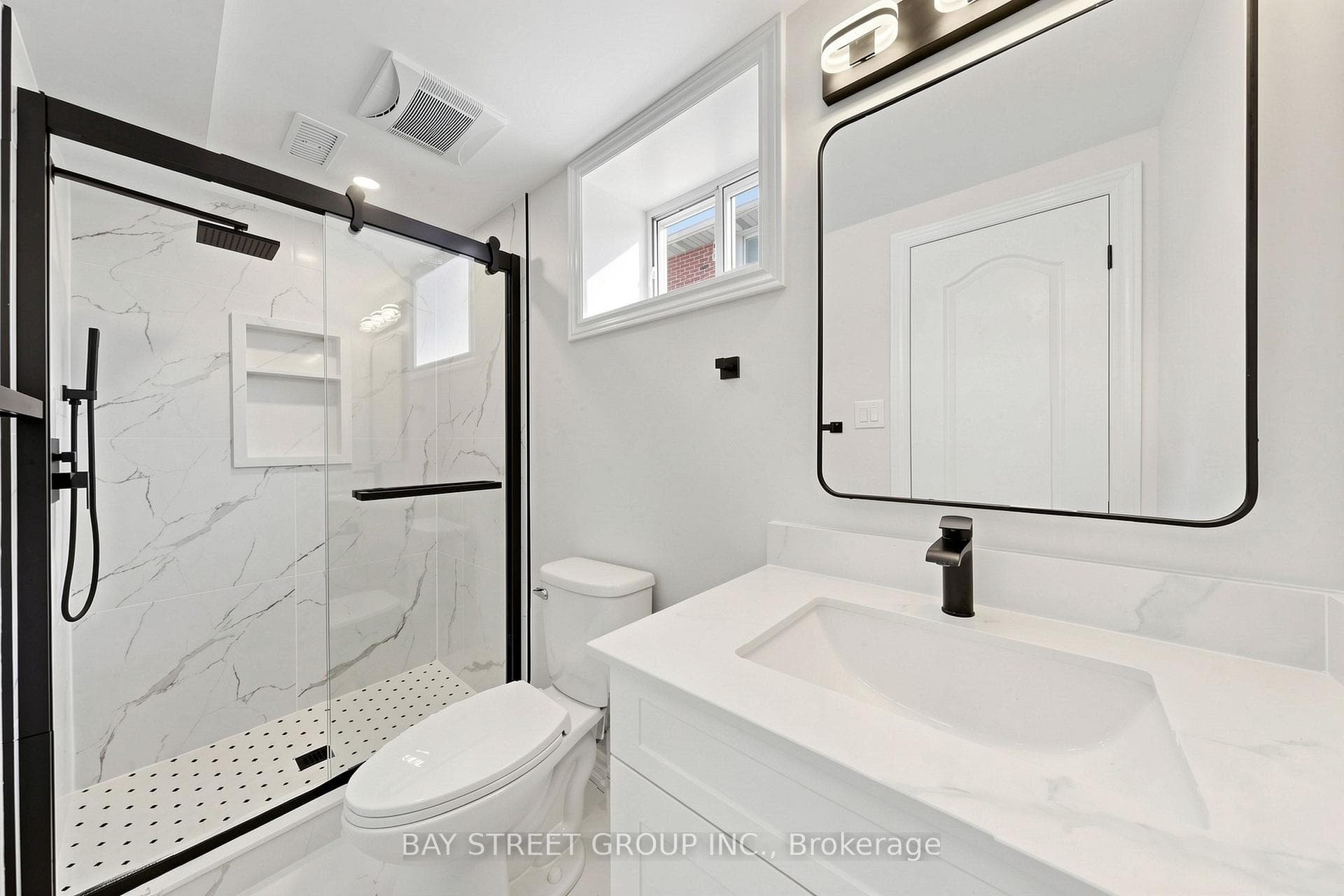 28 Warren Avenue photo 29
