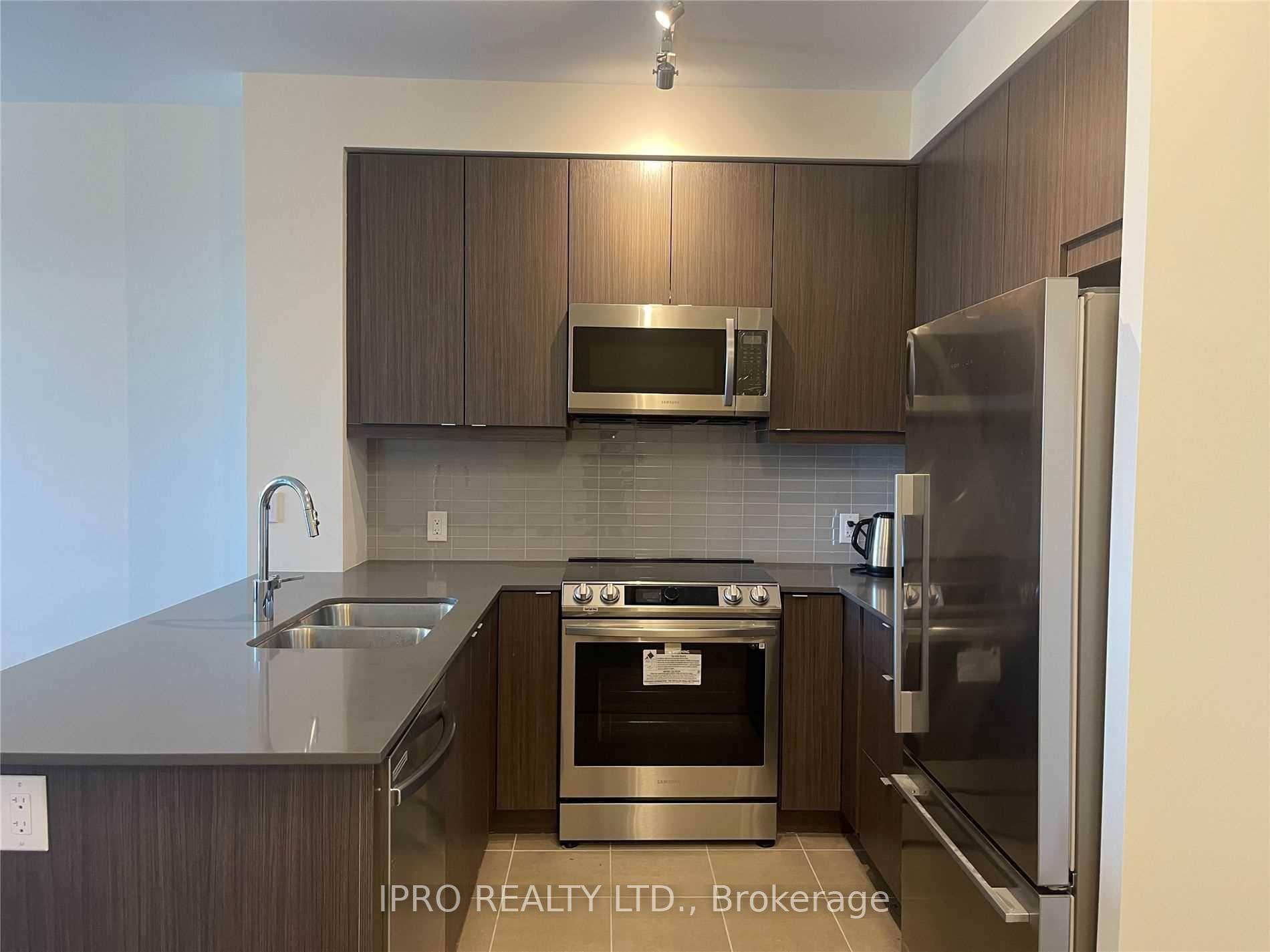 50 Thomas Riley Road Unit 812 photo 4