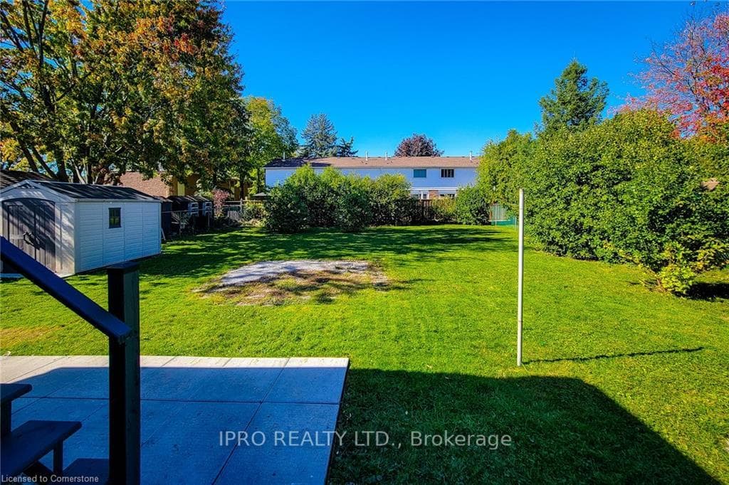 133 Corman Avenue photo 38