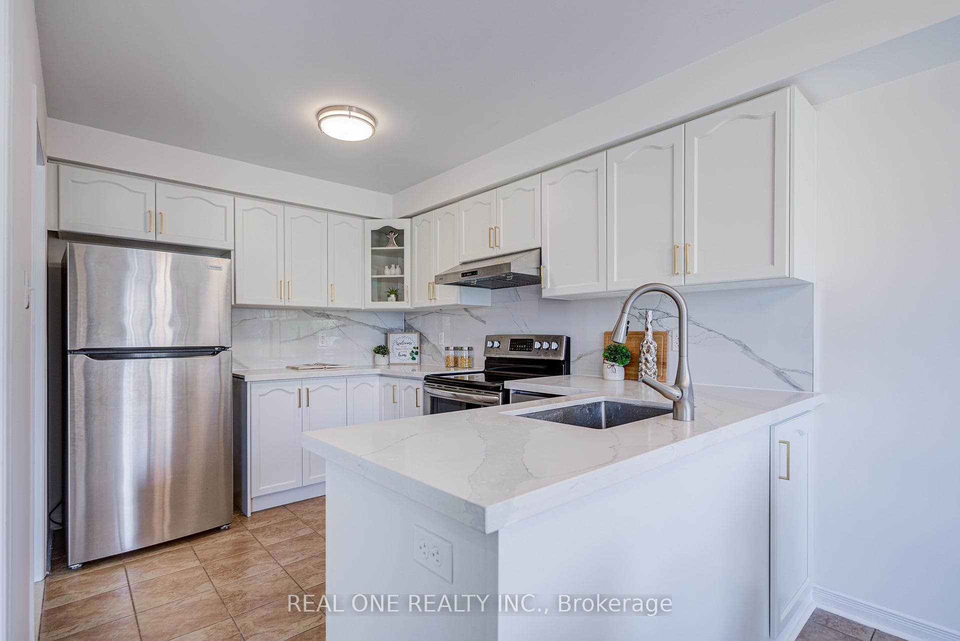 65 Westcliffe Crescent photo 19