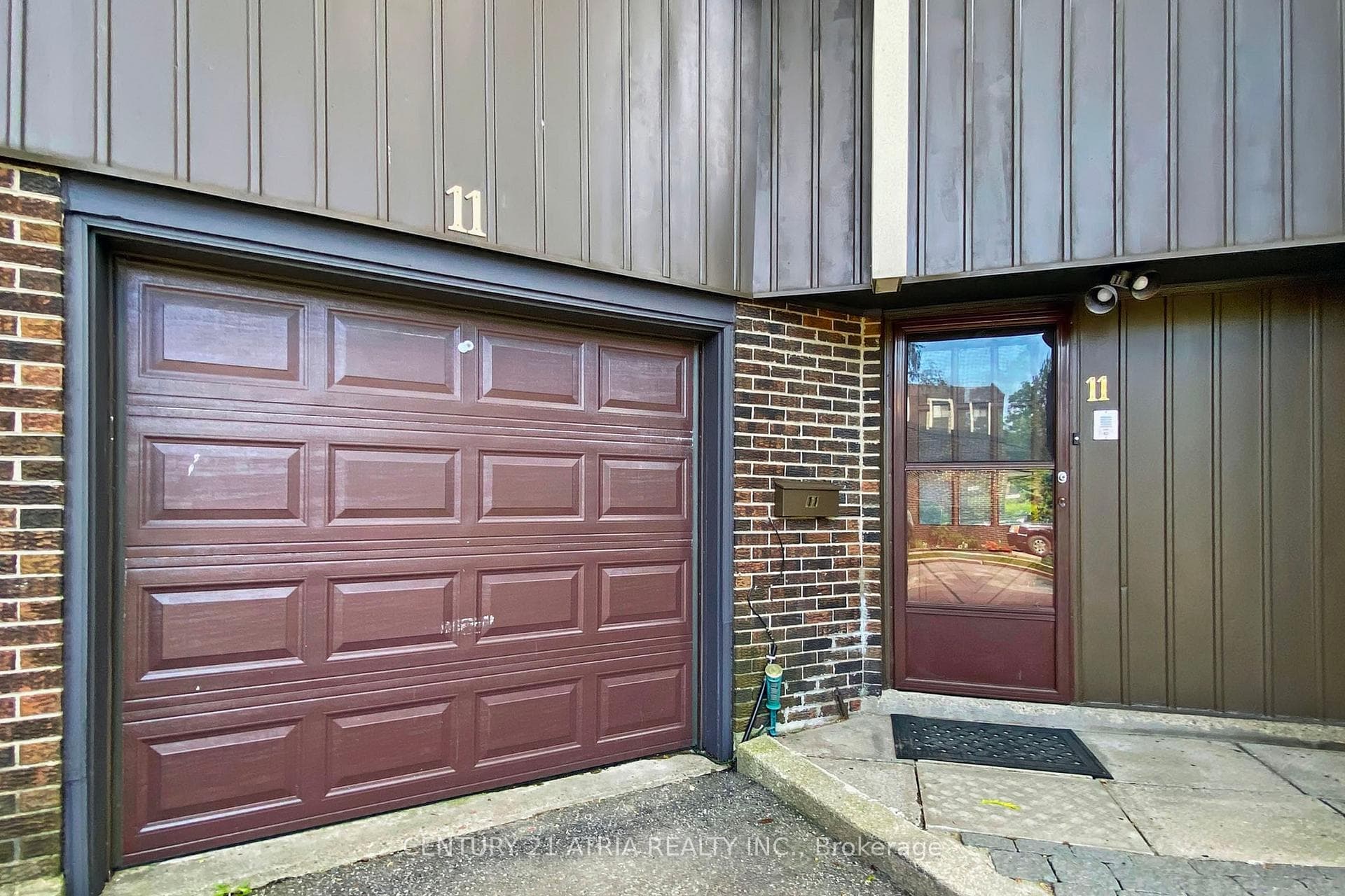 11 Lofty Hillway N/A photo 2
