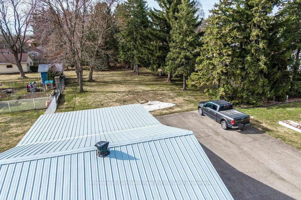 82 Huntingdon Avenue photo 41