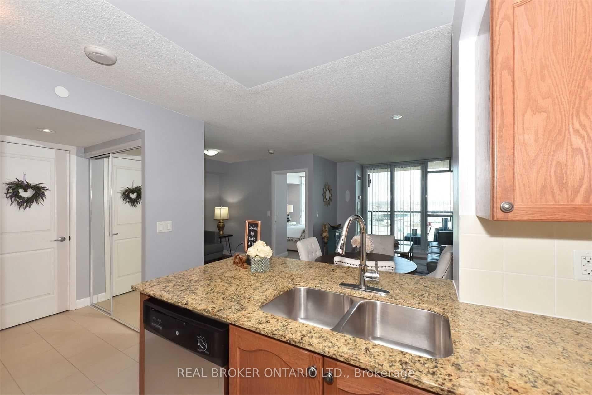 205 Sherway Gardens Road Unit 1704 photo 9