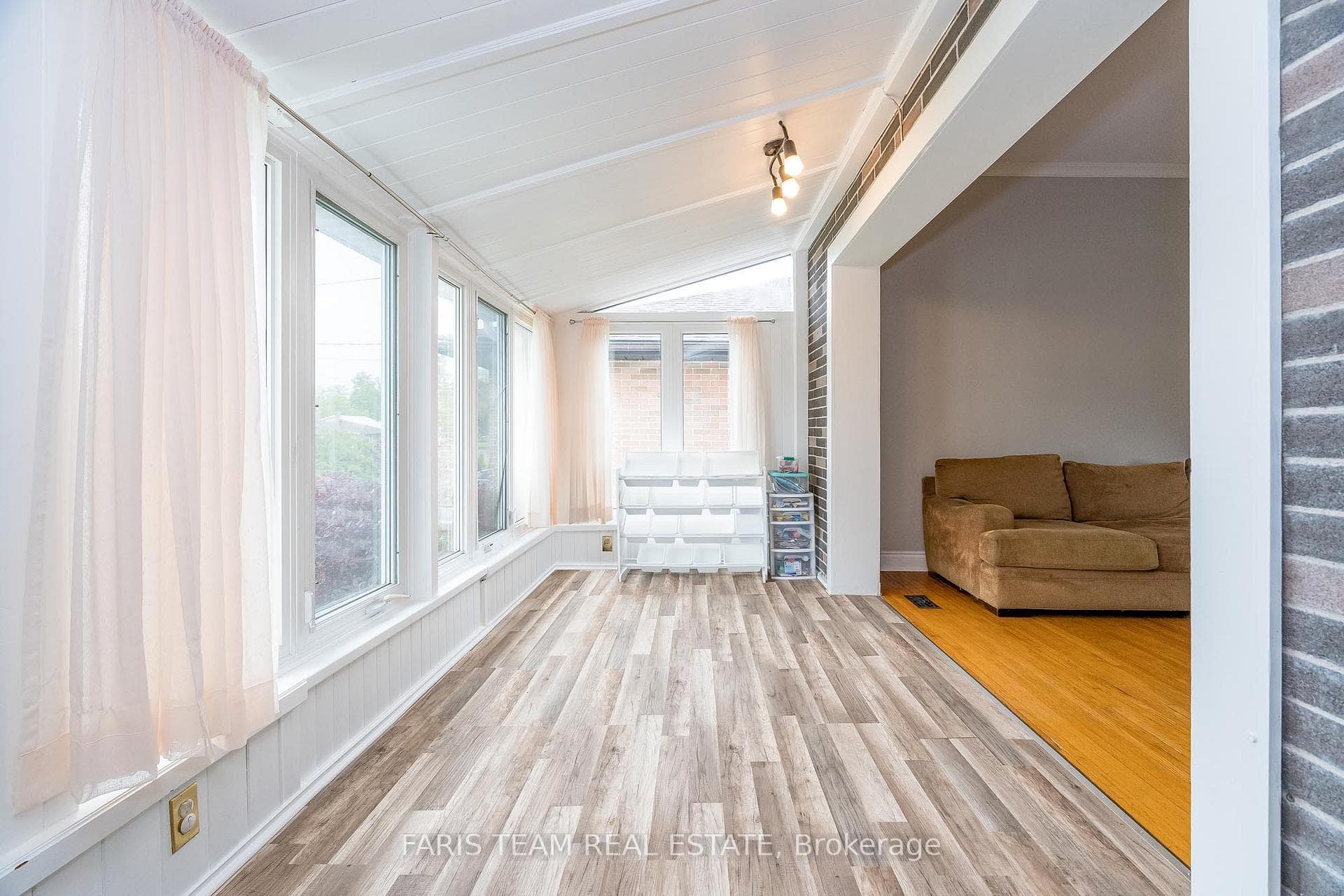 315 Scott Street photo 4