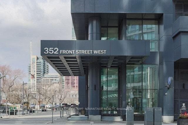 352 Front Street Unit 2020 photo 8