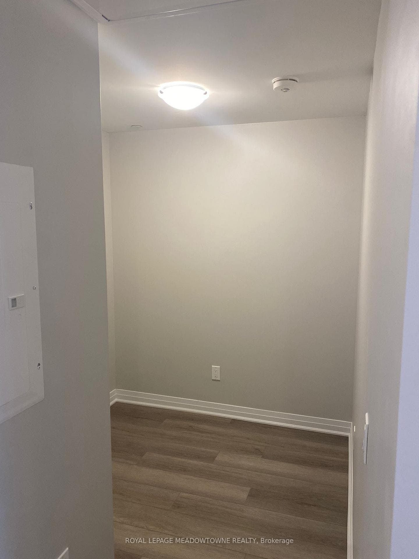 470 Gordon Krantz Avenue Unit 517 photo 10