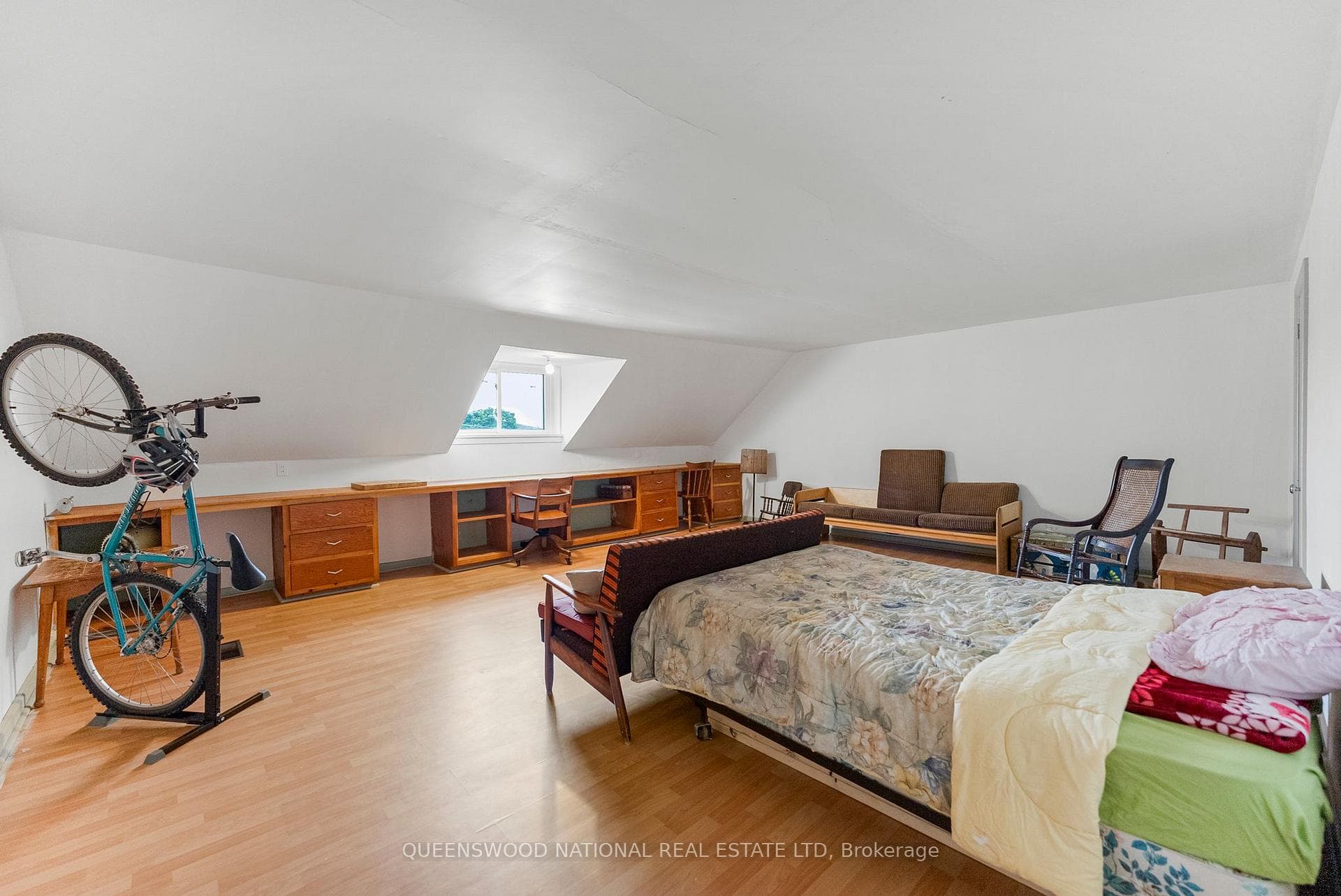 156 Wellington Street photo 31