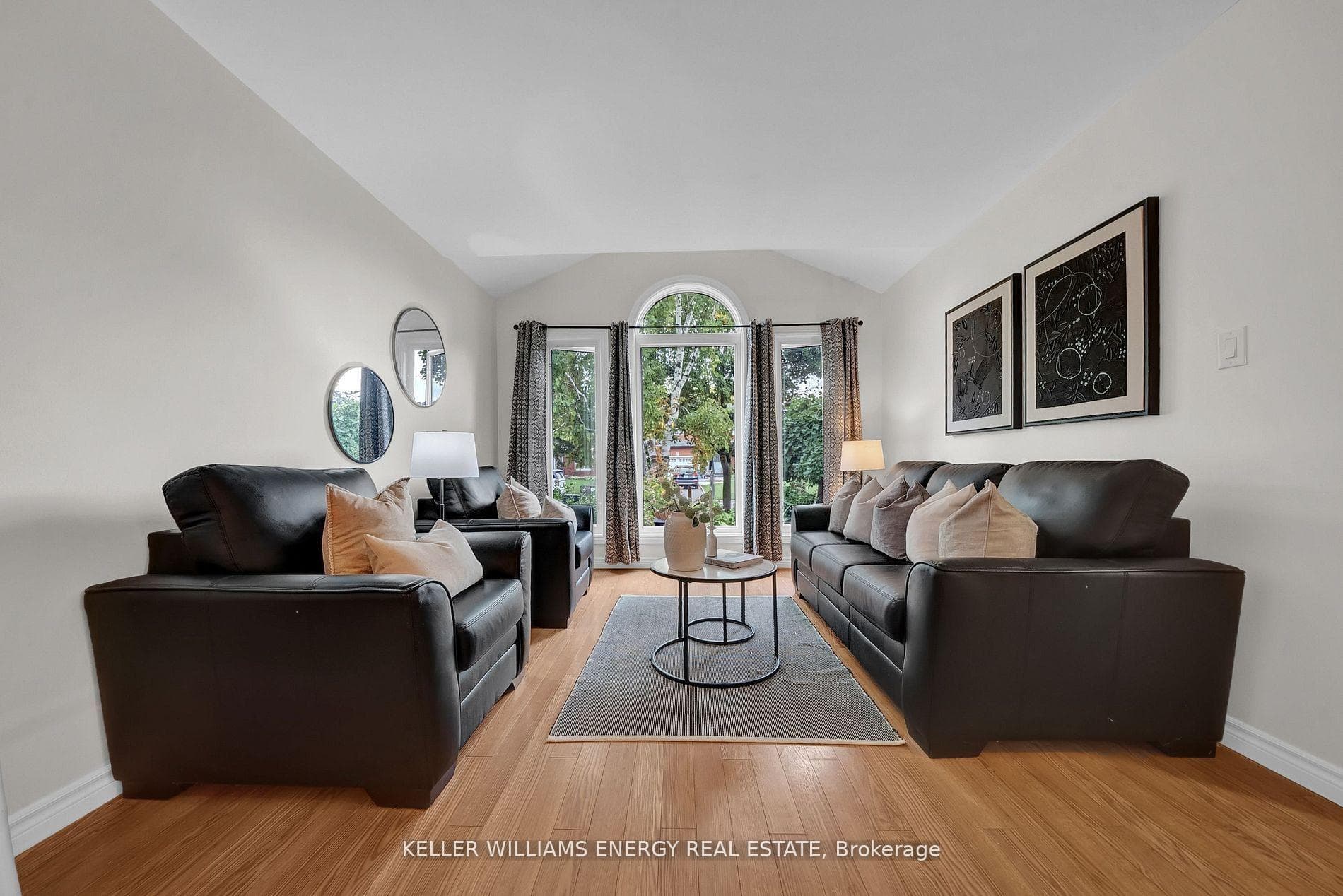 44 Rutherford Drive photo 8