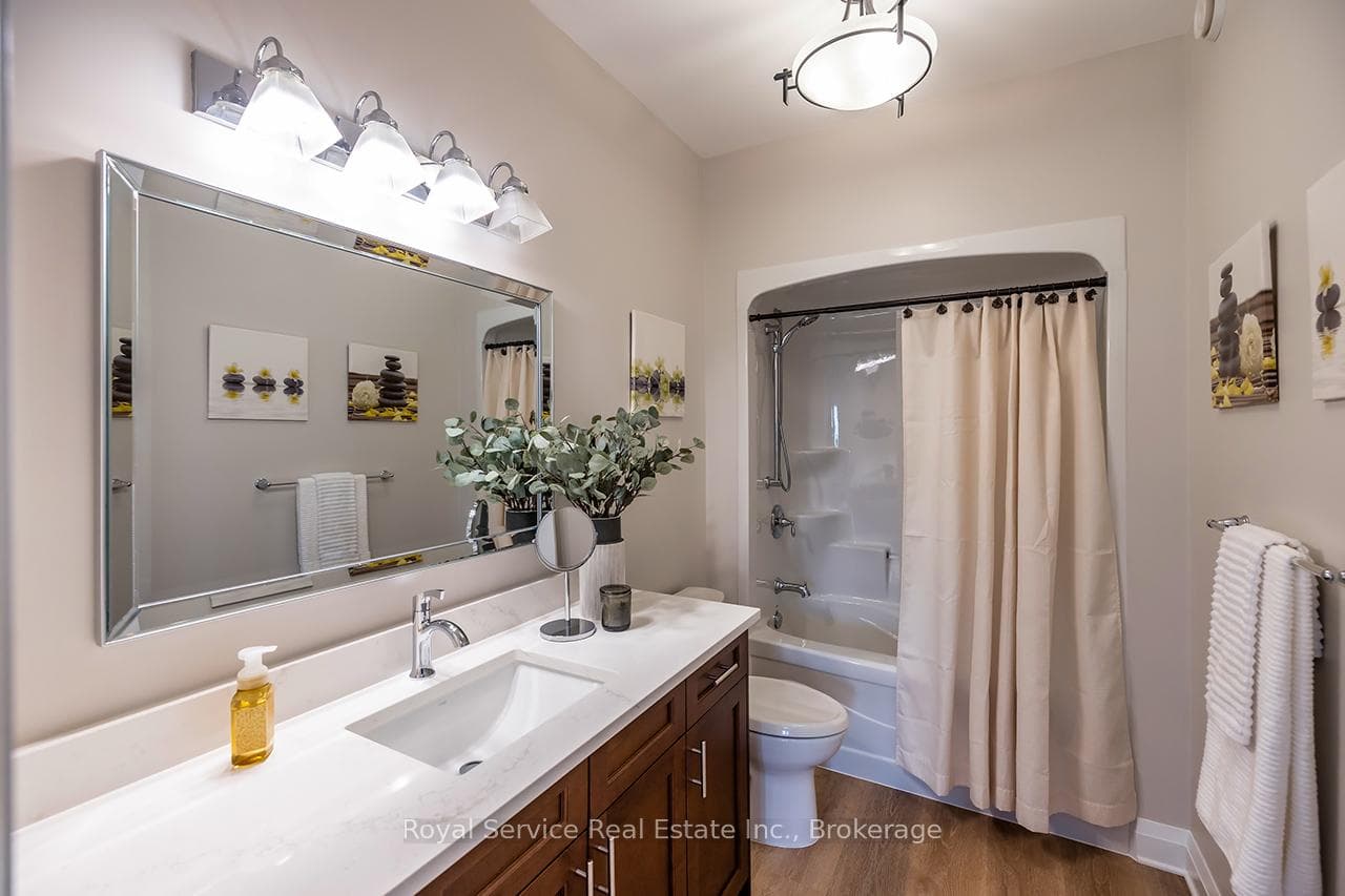 709 Carveth Drive photo 26