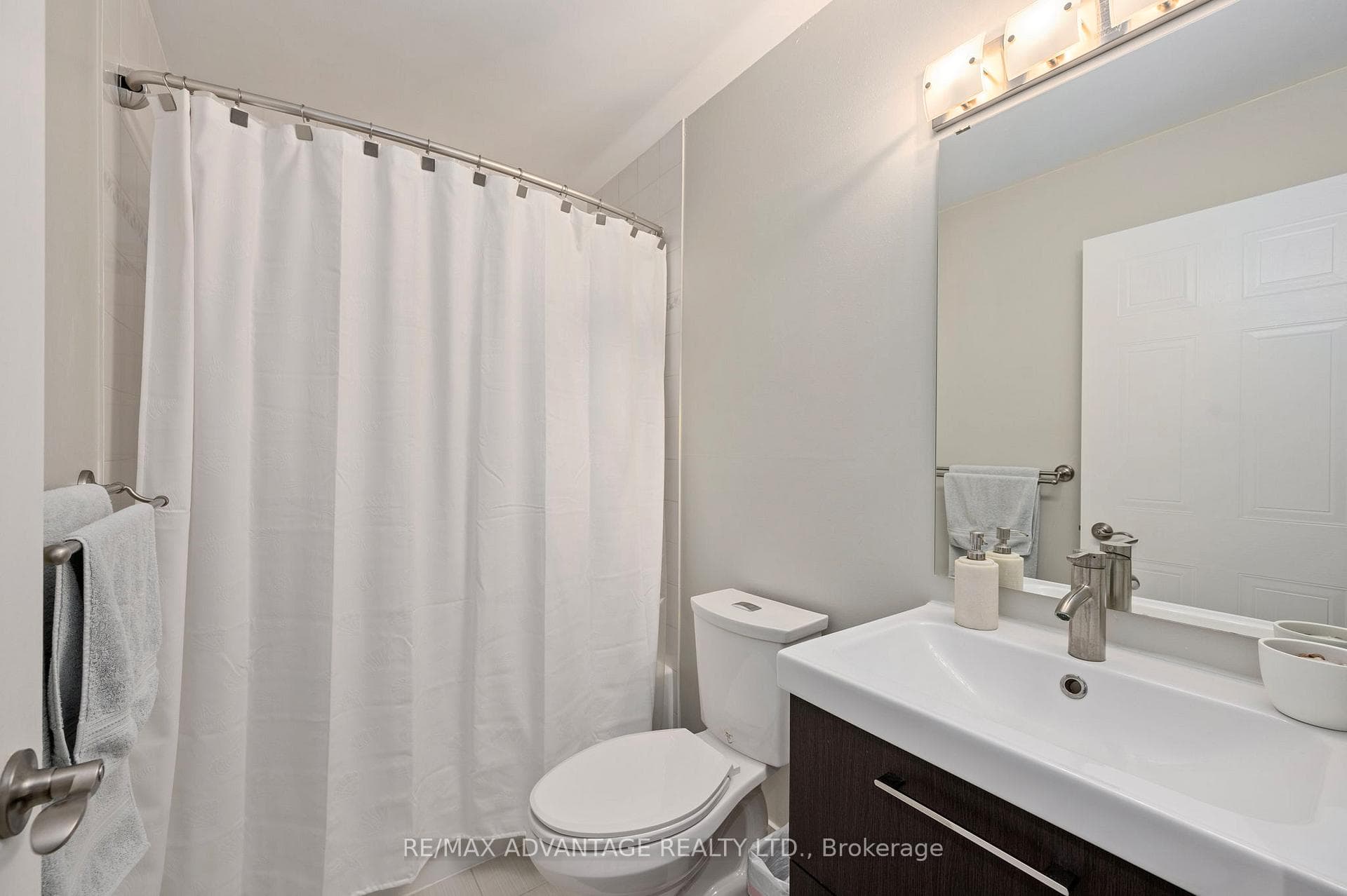 30 Chapman Court Unit 110 photo 15