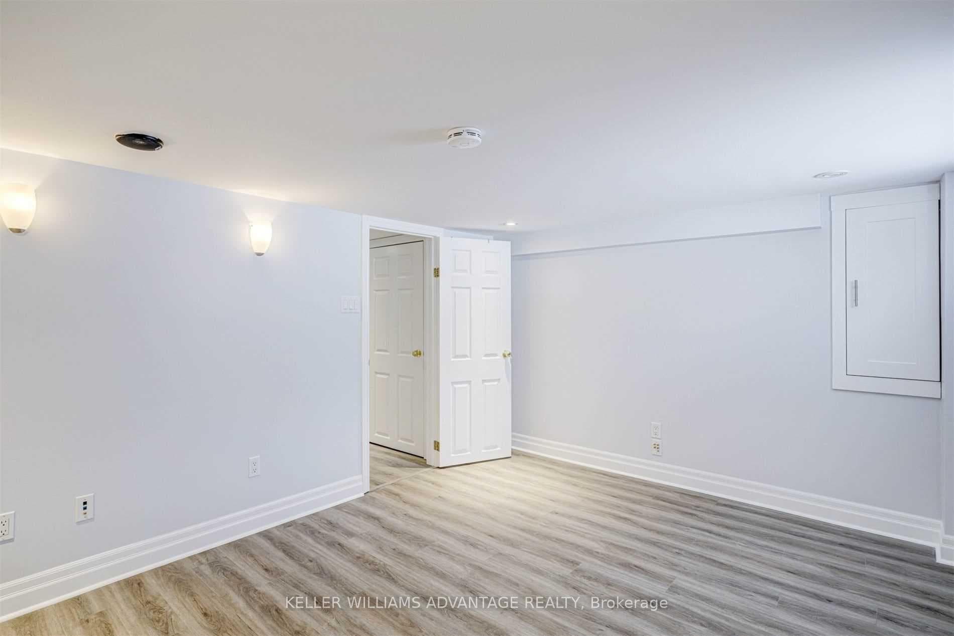 1822 Dufferin Street Unit MAIN photo 11