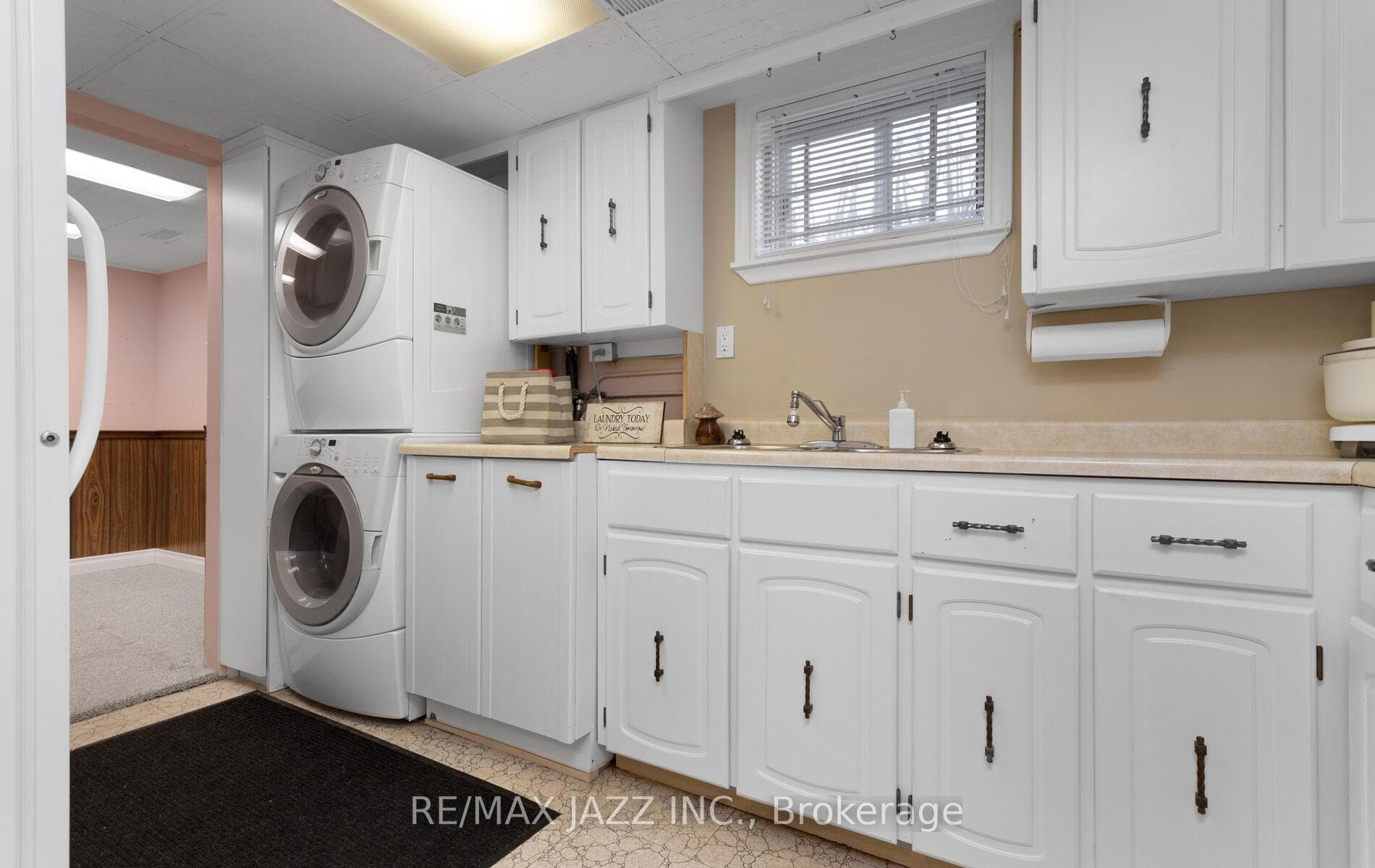820 Fernhill Boulevard photo 28