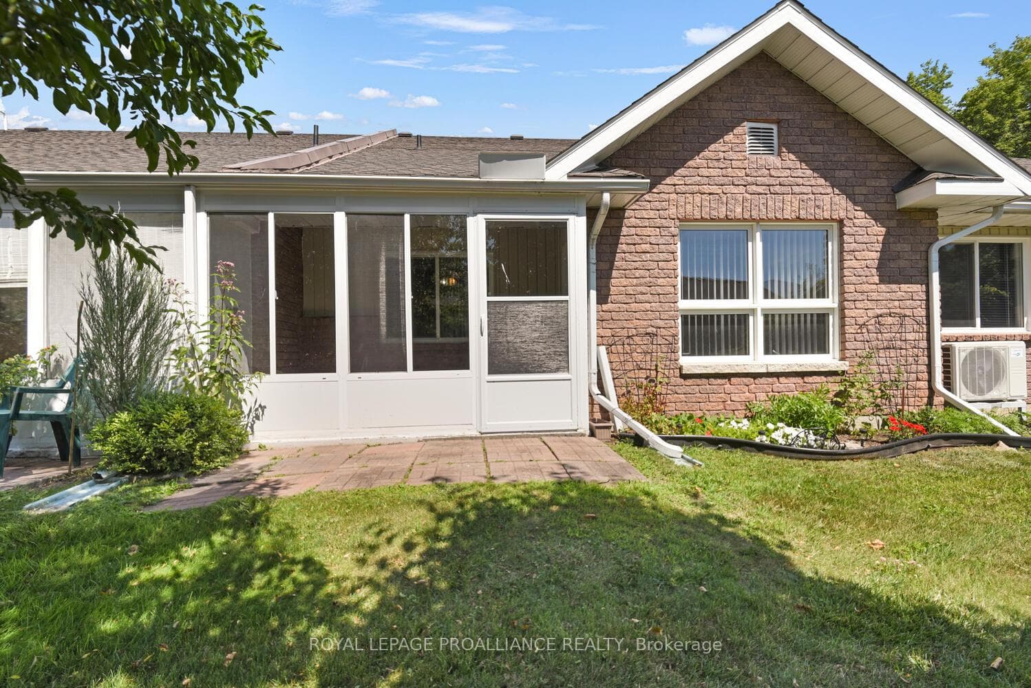 1171 Millwood Avenue Unit 11 photo 20