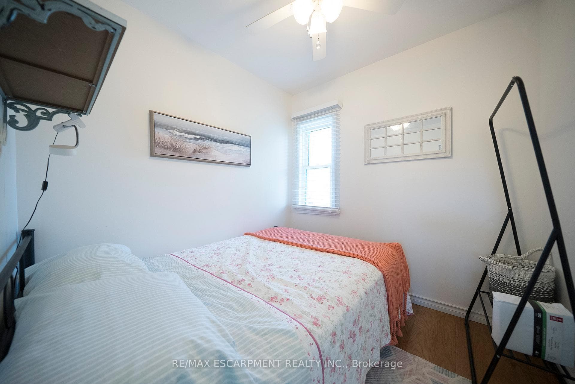 21 FERRIS Street photo 14