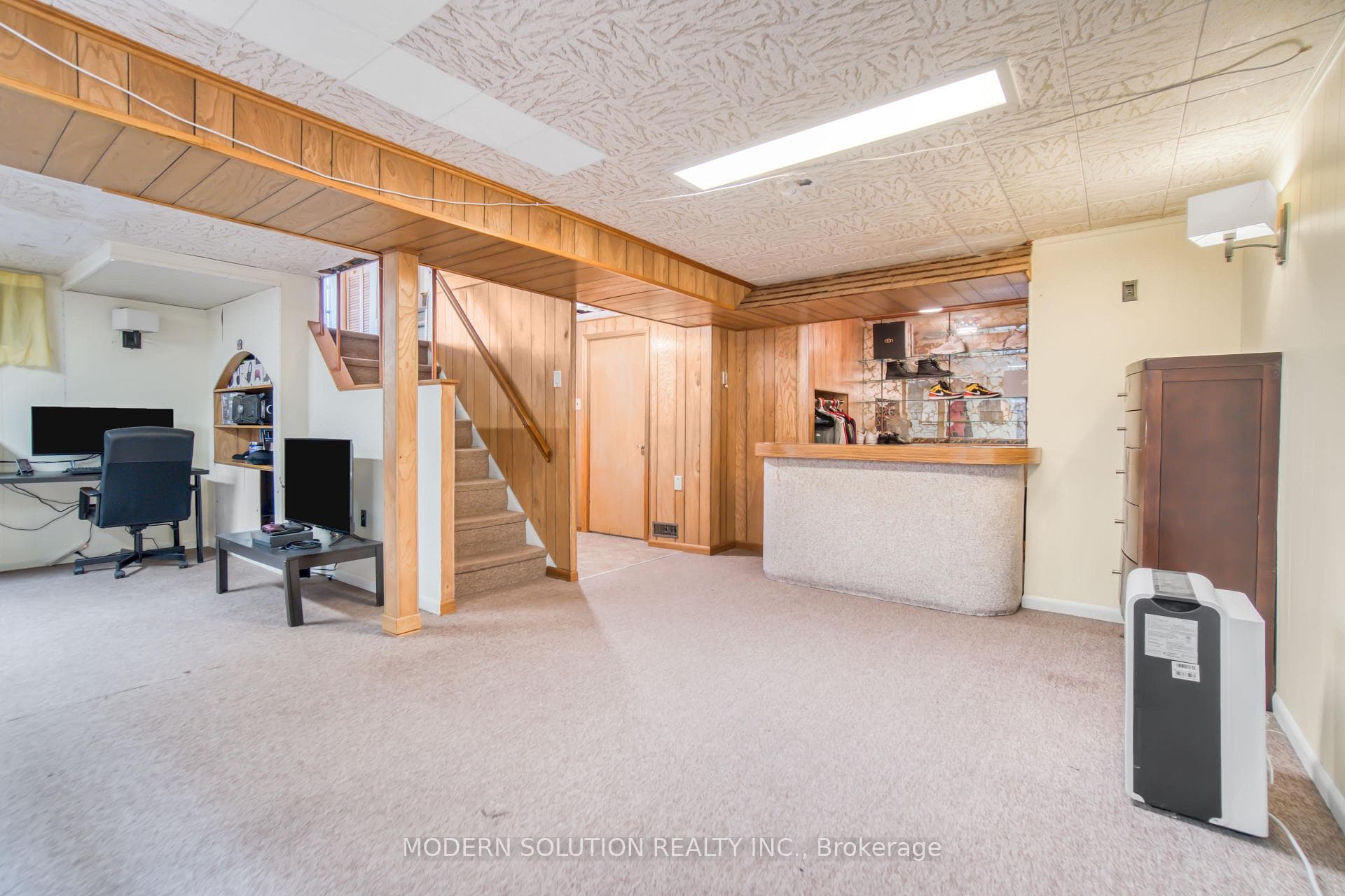 314 Strathcona Drive photo 26