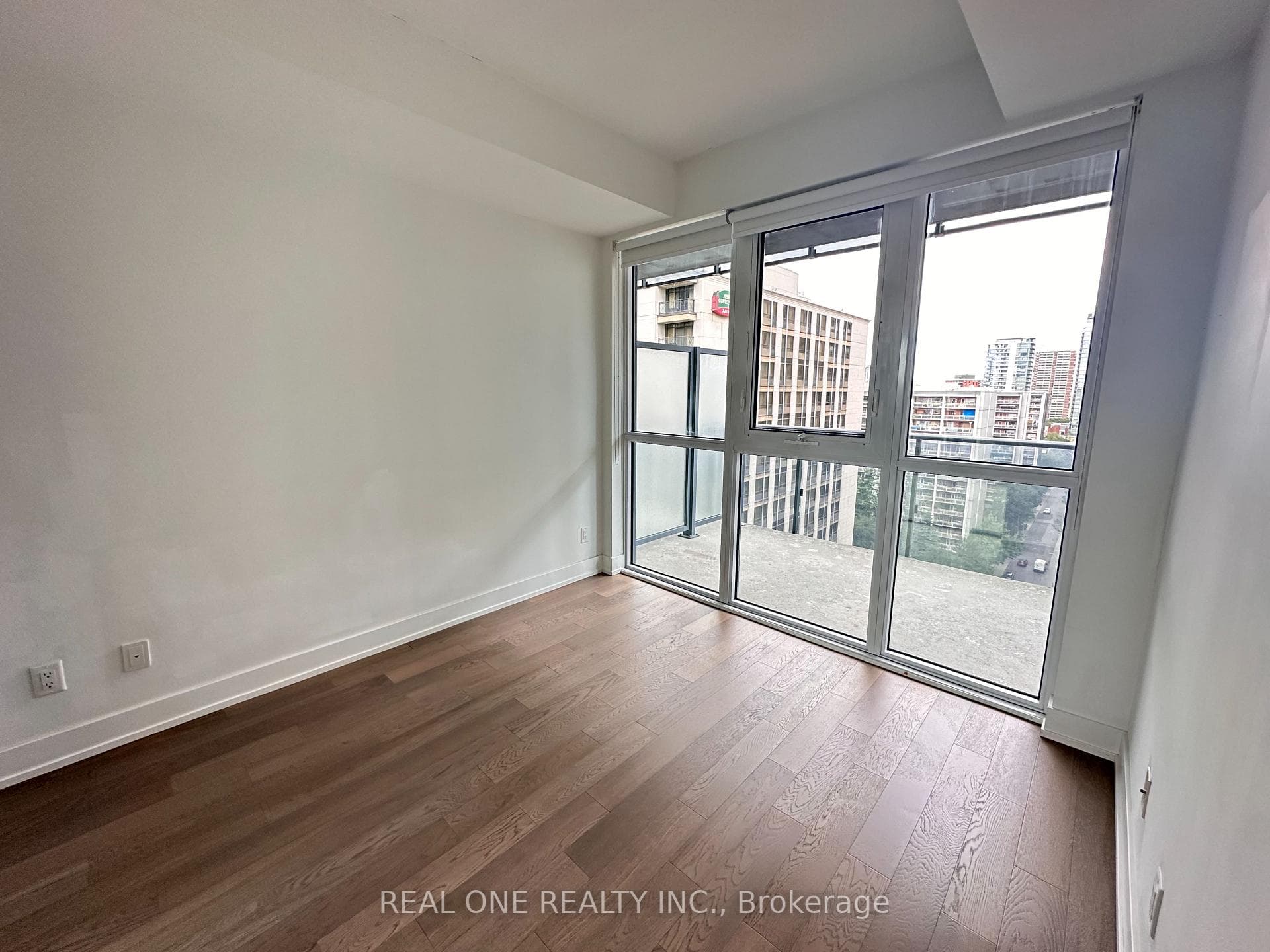 7 Grenville Street Unit 1606 photo 8