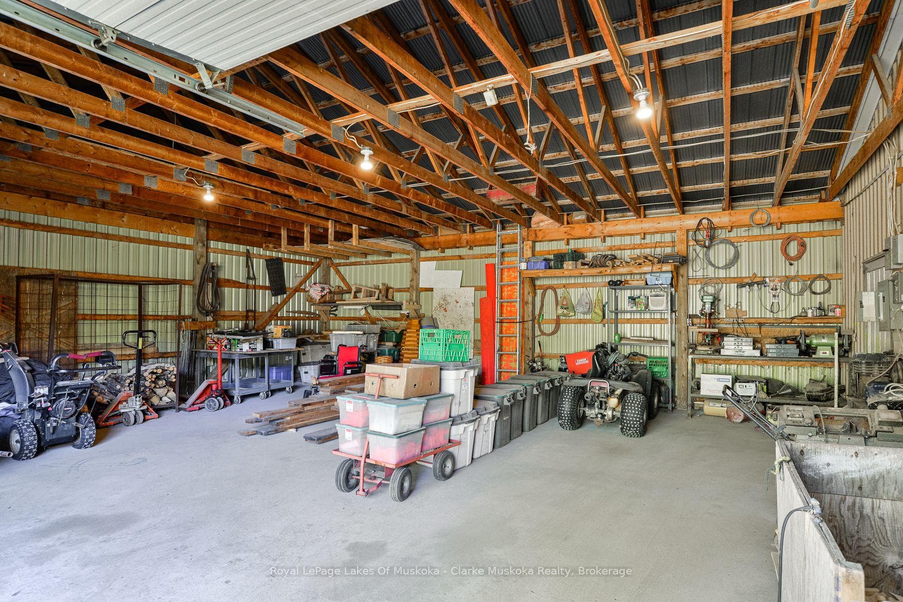 1085 R Nelson Road photo 8
