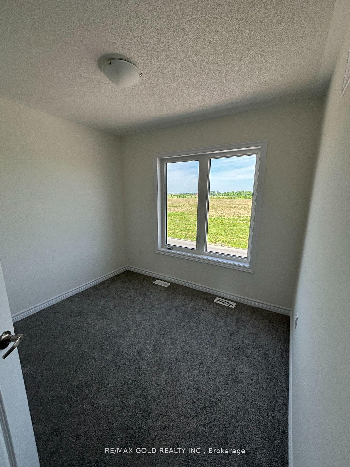 12352 Mclaughlin Road photo 17