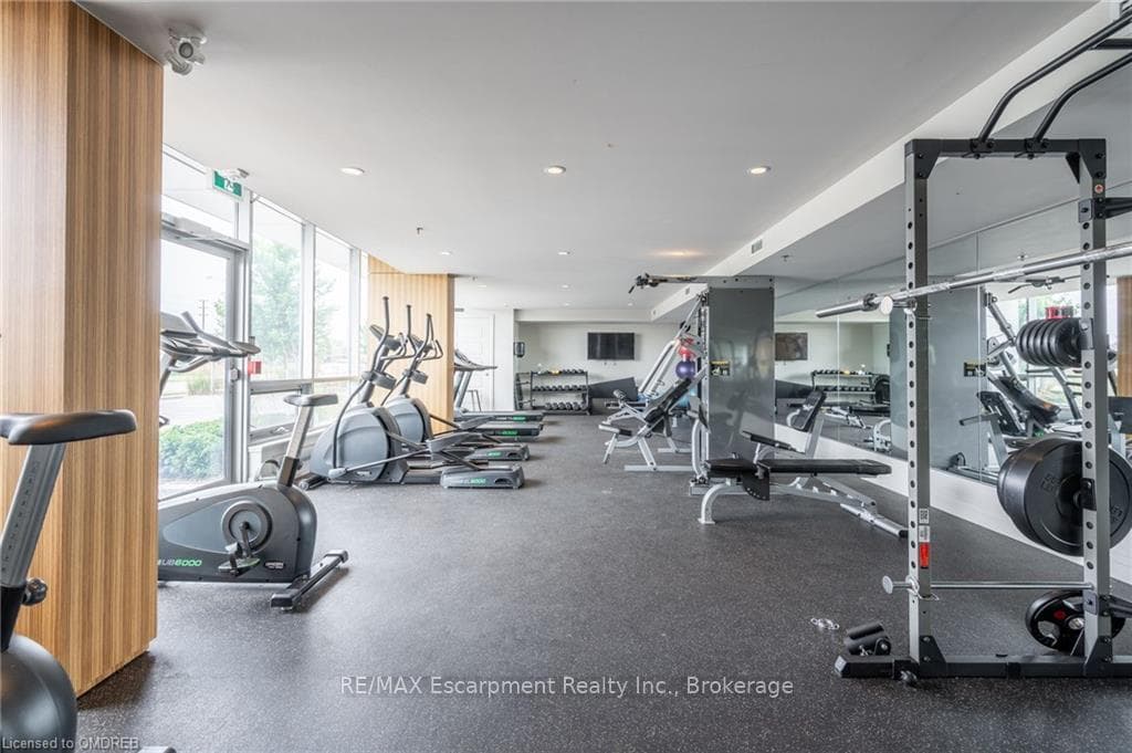 3028 CREEKSHORE N/A Unit 301 photo 46