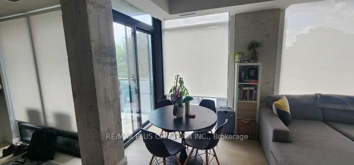 246 Logan Avenue Unit 309 photo 5