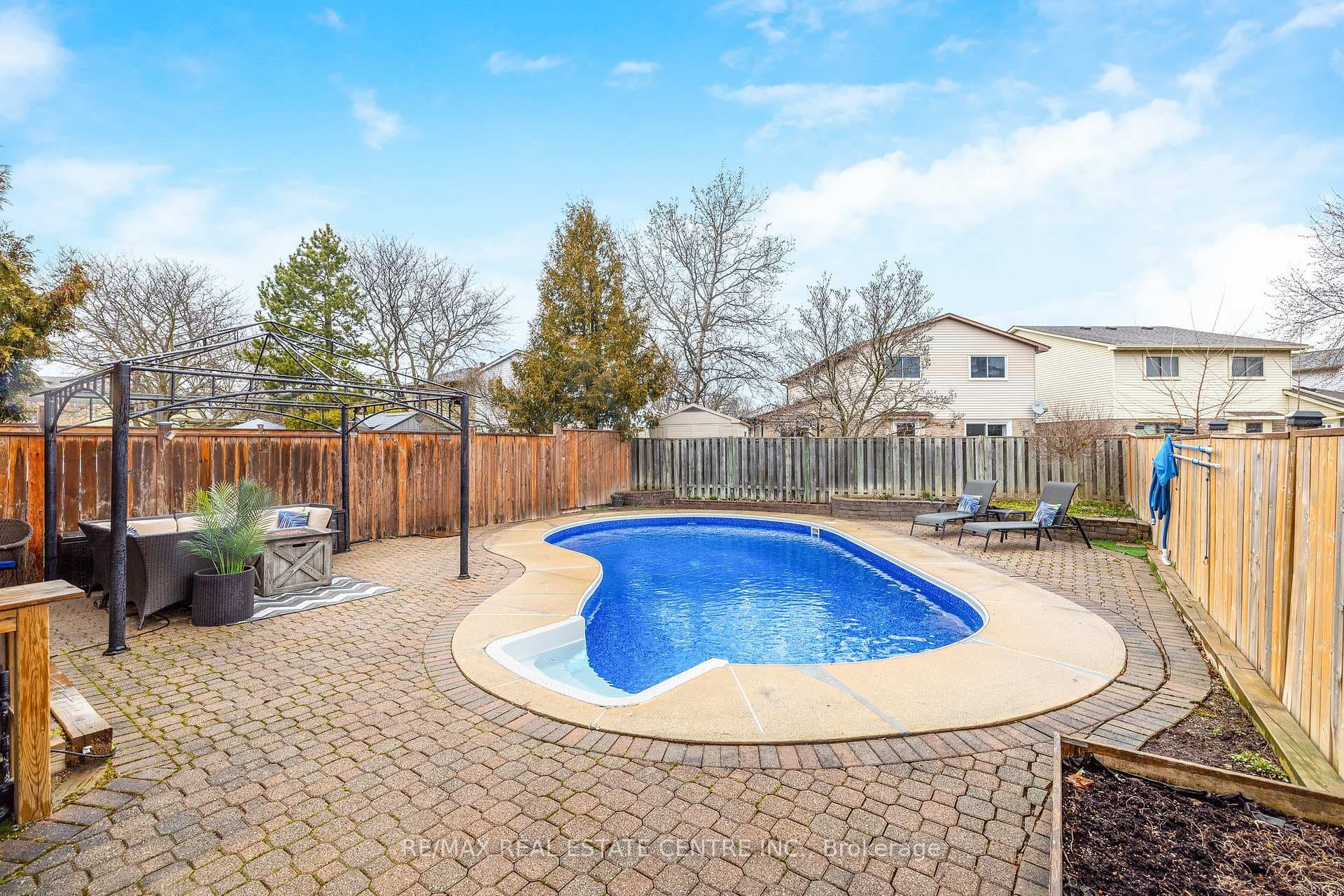 773 Coulson Avenue photo 34