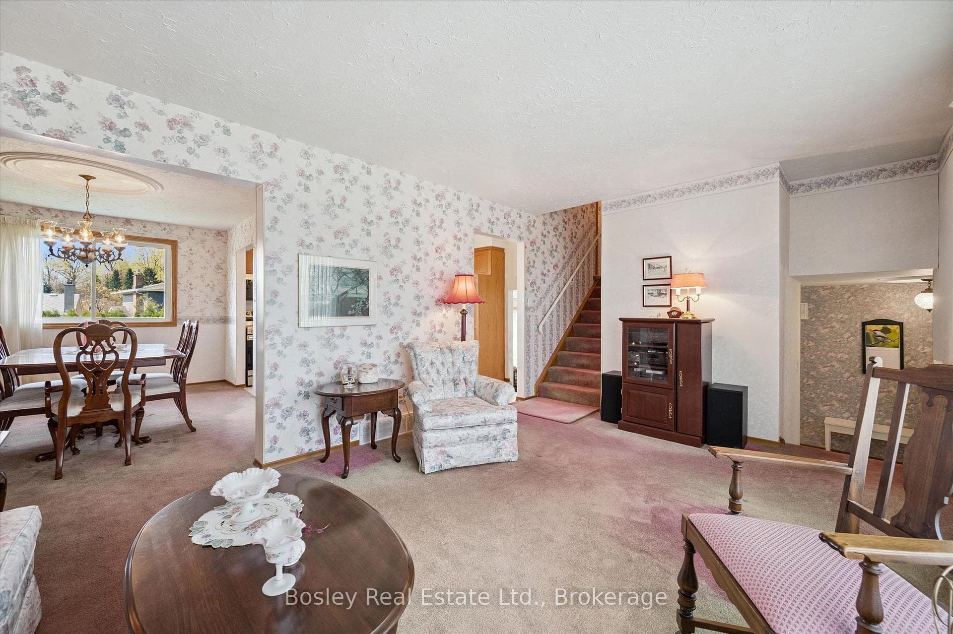 49 Ripley Crescent photo 8