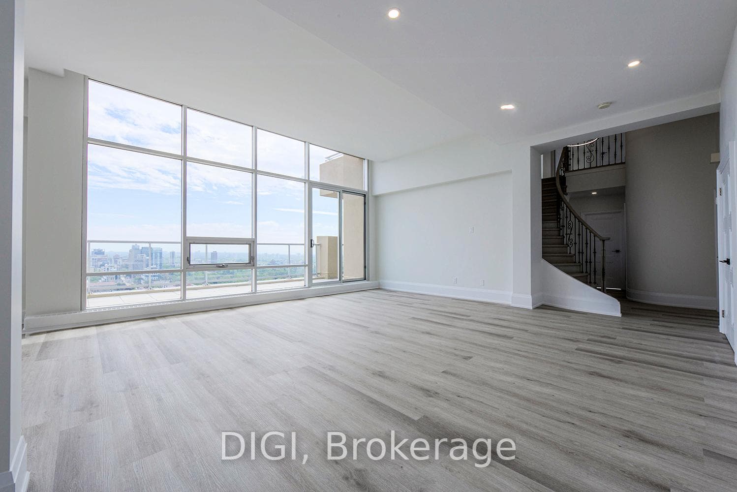 400 Walmer Road Unit PH5 photo 7