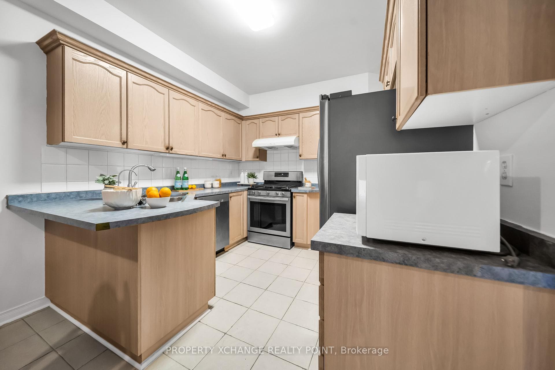 1187 Springbank Drive photo 15