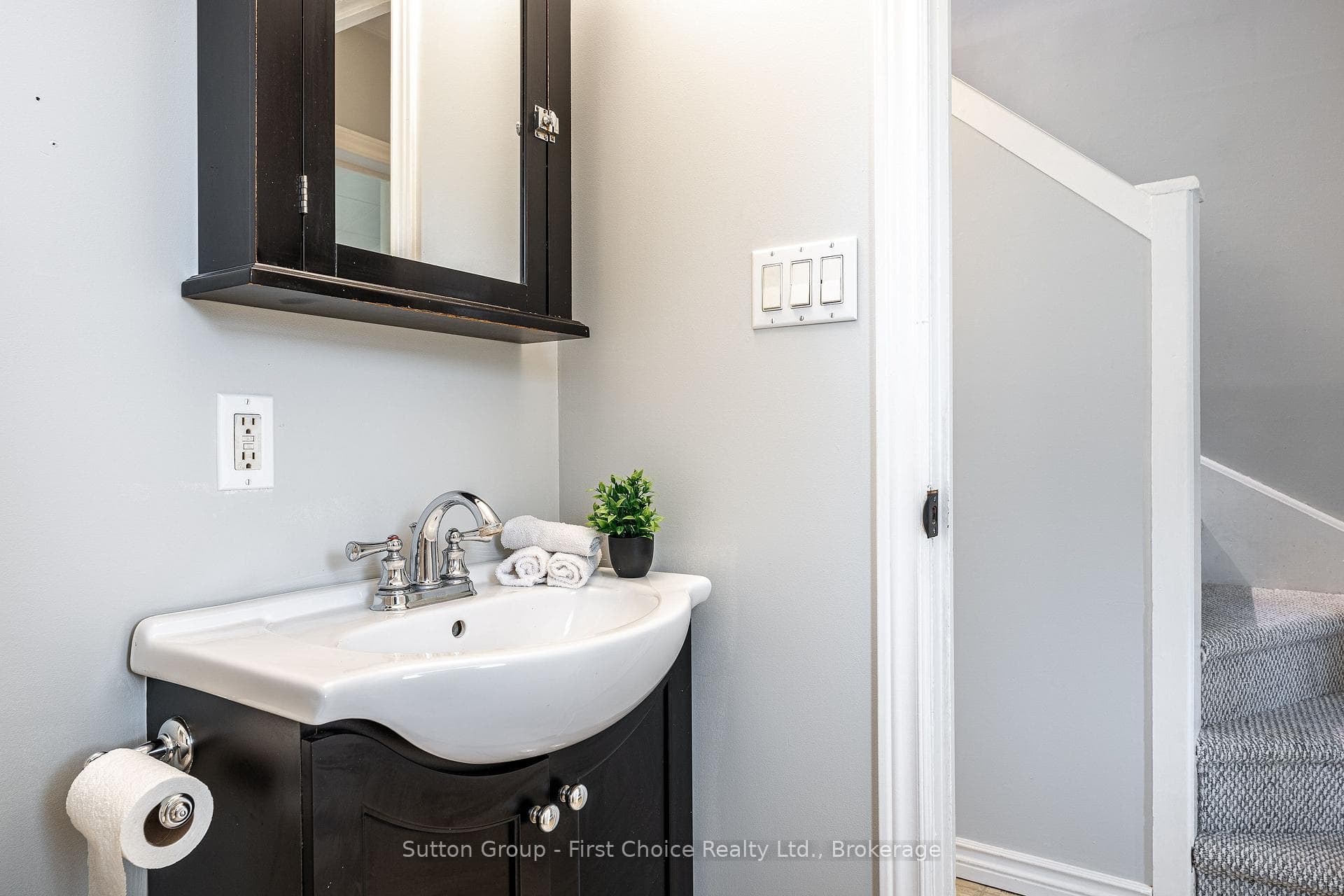97 Brydges Street photo 13